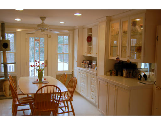 15 Powder Mill Road Framingham, MA 01701 - Photo 3 of 11
