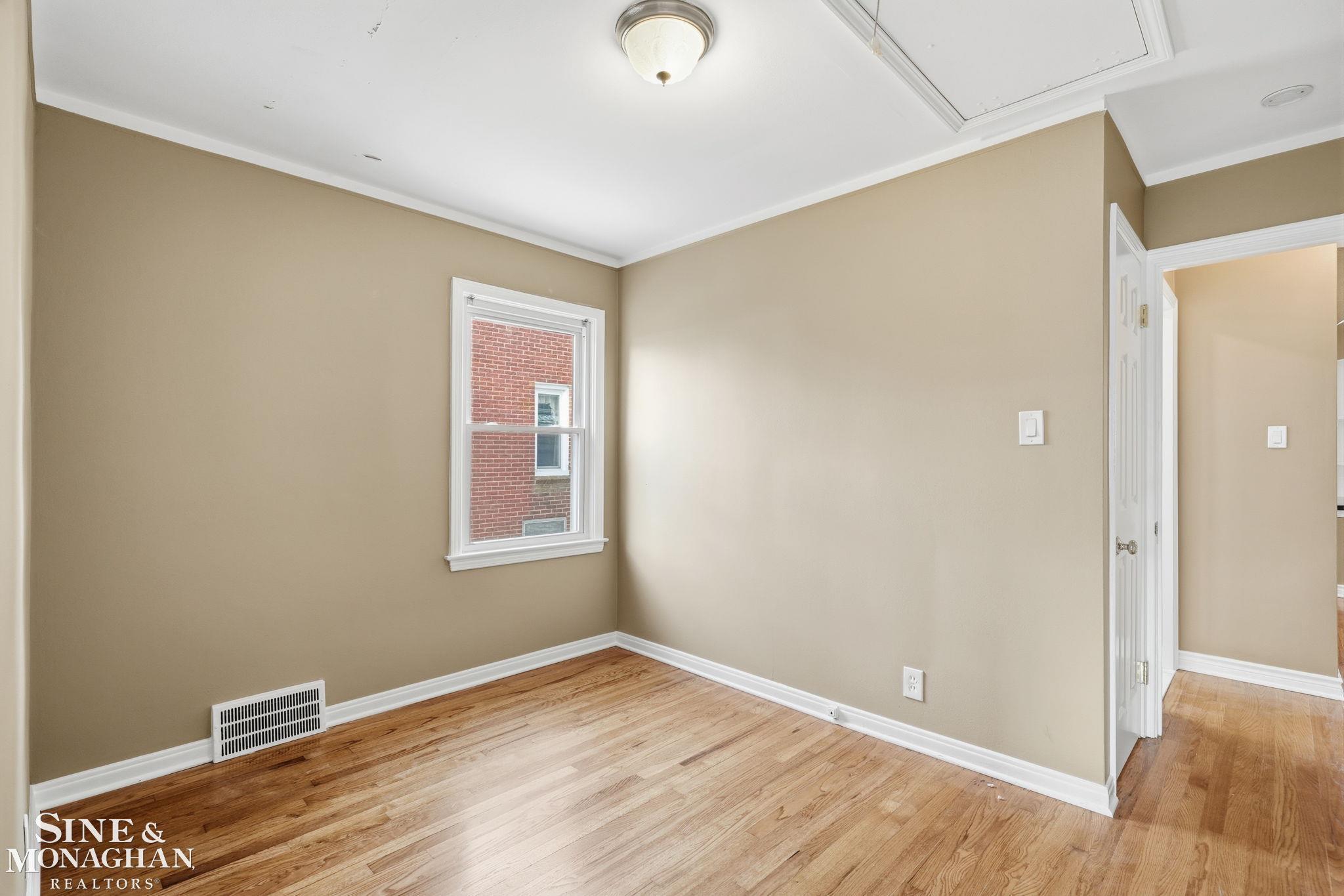 1641 Hampton Road Grosse Pointe Woods, MI 48236 - Photo 36 of 70