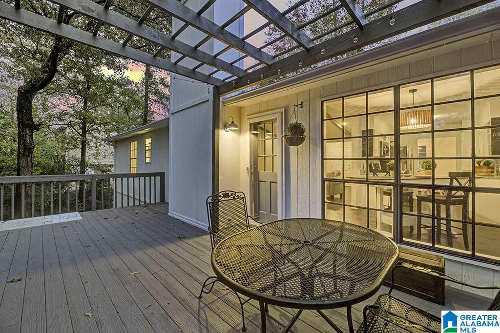 2512 Single Tree Circle Birmingham, AL 35242 - Photo 2 of 32