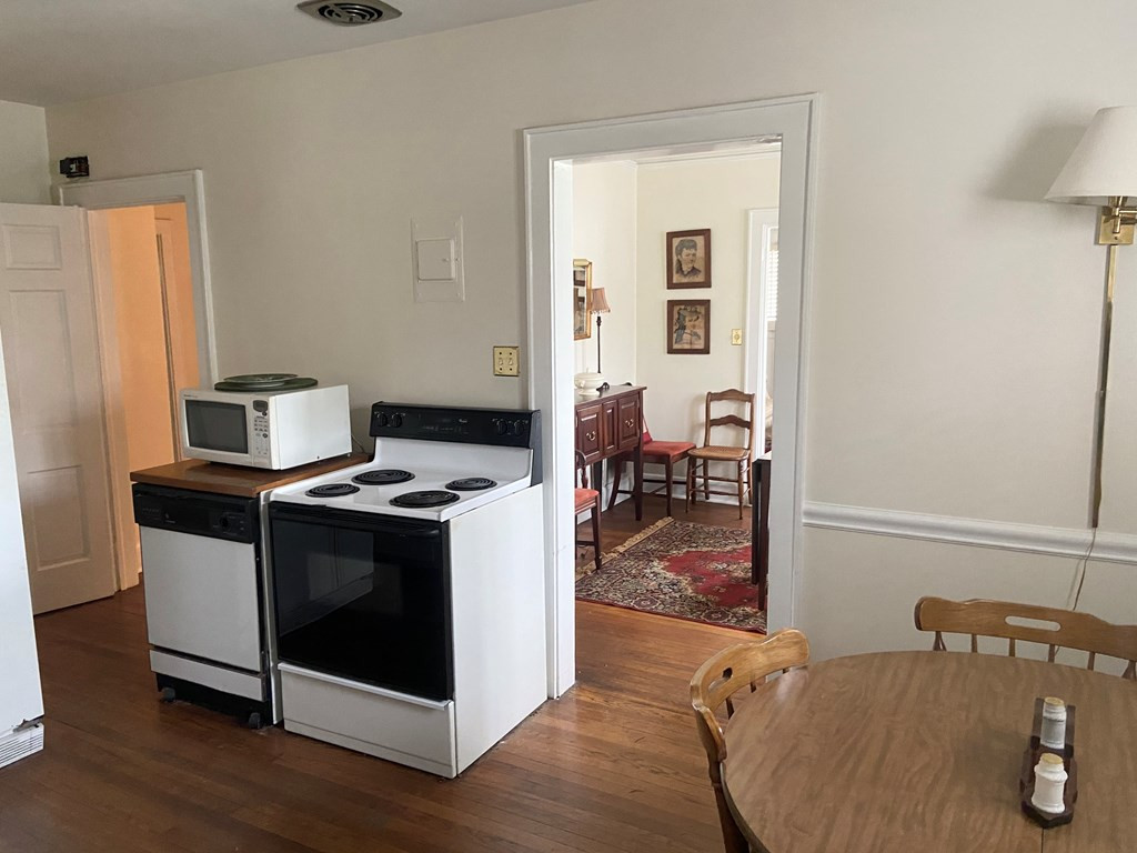 15 Pecan Street Manning, SC 29102 - Photo 23 of 44 Gallery Image 23