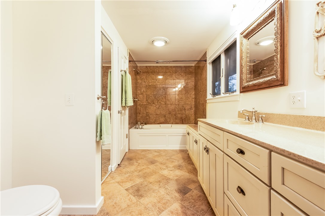 34 Soap House Lane Hopkinton, RI 02832 - Photo 13 of 28