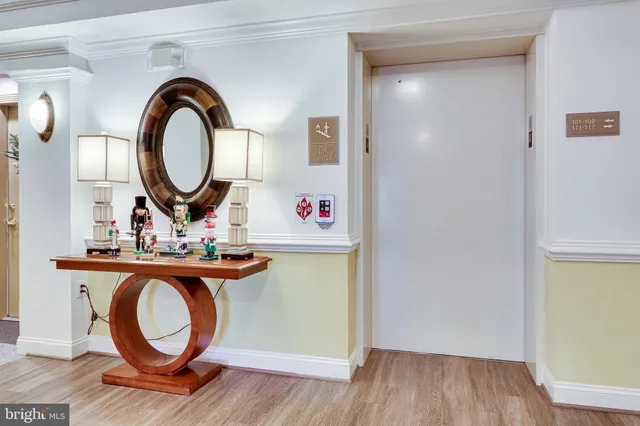 $468,818 | 2903 Saintsbury Plaza, Unit 405, Fairfax, VA 22031