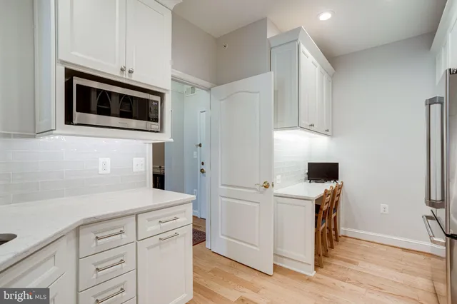 $468,818 | 2903 Saintsbury Plaza, Unit 405, Fairfax, VA 22031