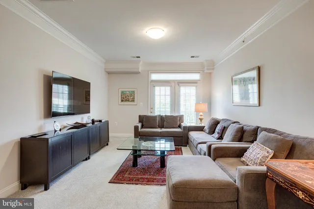 $468,818 | 2903 Saintsbury Plaza, Unit 405, Fairfax, VA 22031