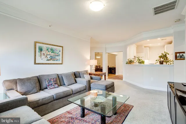 $468,818 | 2903 Saintsbury Plaza, Unit 405, Fairfax, VA 22031