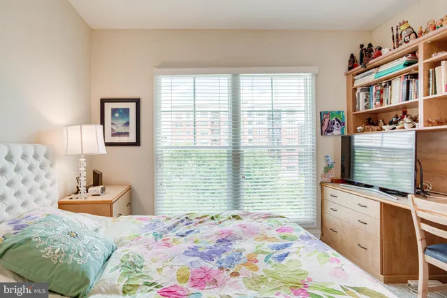 $468,818 | 2903 Saintsbury Plaza, Unit 405, Fairfax, VA 22031