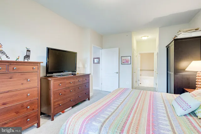 $468,818 | 2903 Saintsbury Plaza, Unit 405, Fairfax, VA 22031