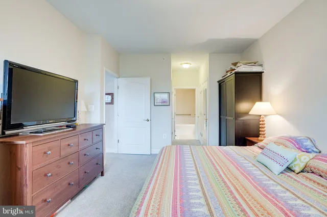 $468,818 | 2903 Saintsbury Plaza, Unit 405, Fairfax, VA 22031