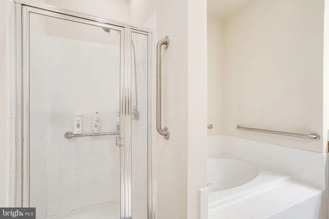 $468,818 | 2903 Saintsbury Plaza, Unit 405, Fairfax, VA 22031