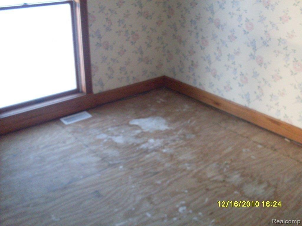 14037 Fagan Road Holly, MI 48442 - Photo 8 of 17 SDC18724