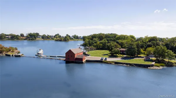 $9,250,000 | 191 Kirby Lane, Rye, NY 10580
