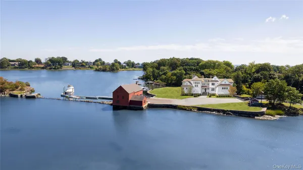 $9,250,000 | 191 Kirby Lane, Rye, NY 10580