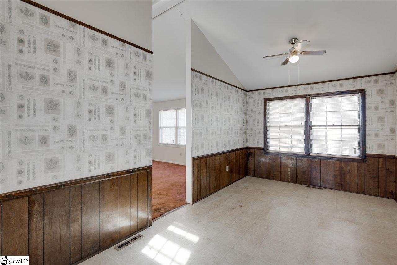 311 Westchester Road Easley, SC 29640 - Photo 4 of 27