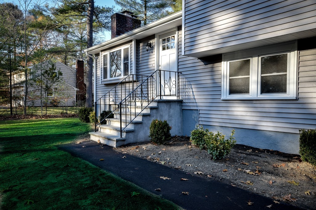 8 Anthony Road Wayland, MA 01778 - Photo 3 of 30