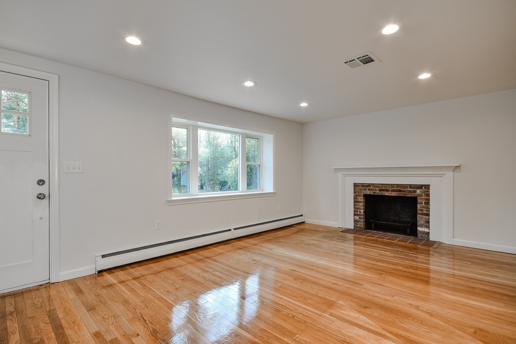 8 Anthony Road Wayland, MA 01778 - Photo 6 of 30