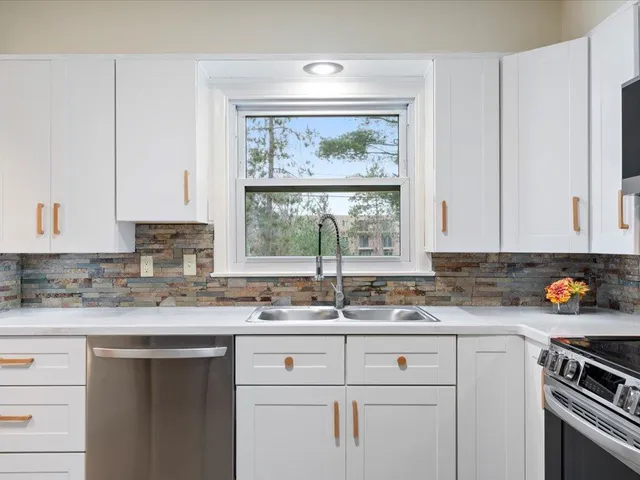 $269,900 | 801 5th Street Northeast, Staples, MN 56479