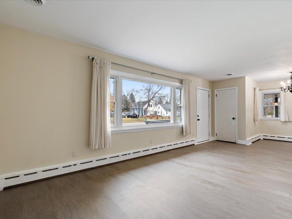 801 5th Street Northeast Staples, MN 56479 - Photo 10 of 32