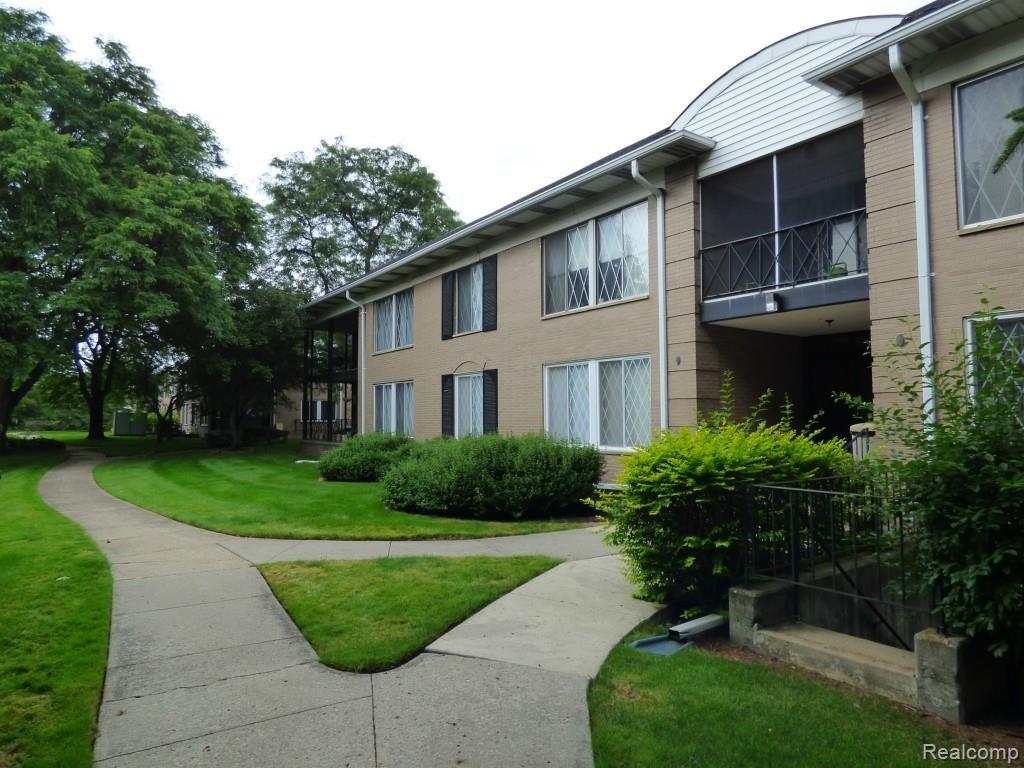 25720 Southfield Road, Unit 102 Southfield, MI 48075 - Photo 4 of 39