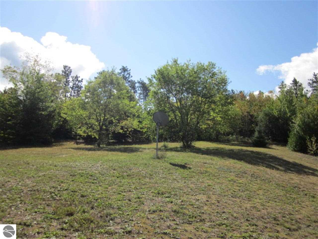 150 Colt Road Northeast Kalkaska, MI 49646 - Photo 23 of 29 1776196-22.JPG