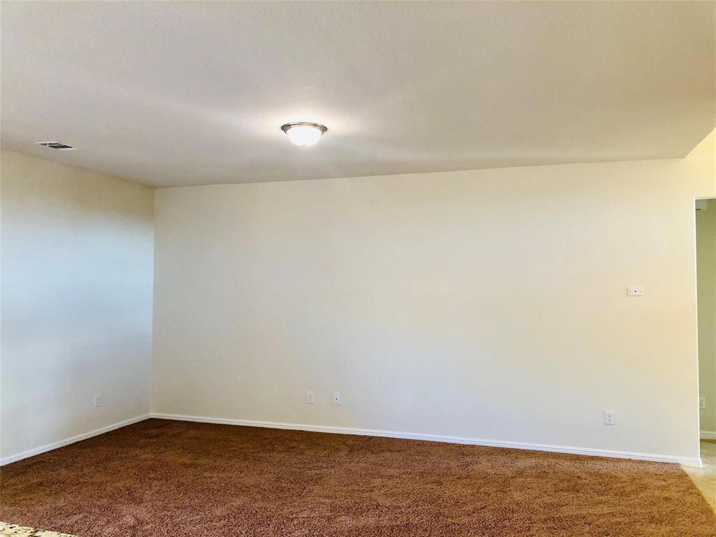 925 Rutherford Drive Crowley, TX 76036 - Photo 2 of 17