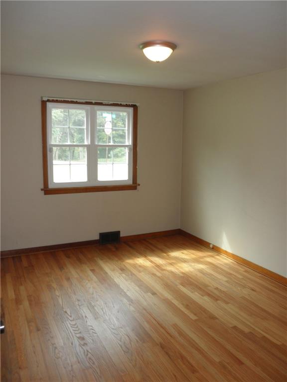 284 Munntown Road Eighty Four, PA 15330 - Photo 9 of 18 Gallery Image 9
