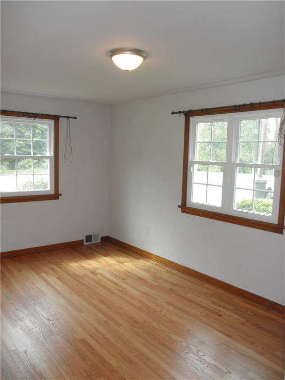 284 Munntown Road Eighty Four, PA 15330 - Photo 10 of 18 Gallery Image 10