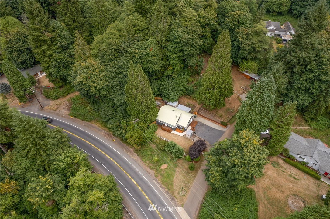 732 Coal Creek Road Longview, WA 98632 - Photo 33 of 35 an aerial view of a house with a yard