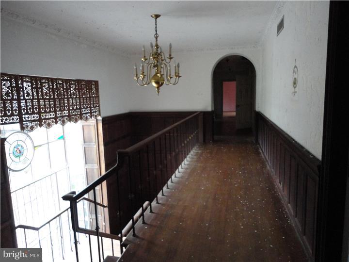 308 Ingeborg Road Wynnewood, PA 19096 - Photo 12 of 25 Hallway