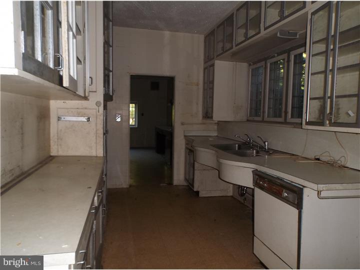 308 Ingeborg Road Wynnewood, PA 19096 - Photo 8 of 25 Kitchen
