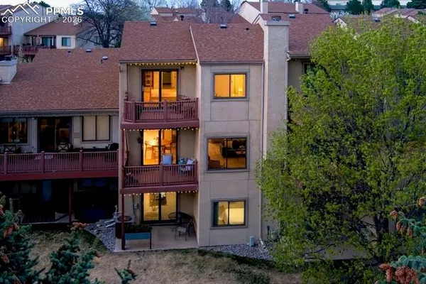 $379,900 | 3427 Trenary Lane, Colorado Springs, CO 80918