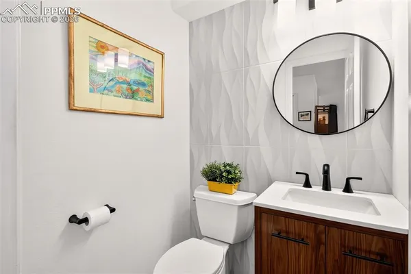 $379,900 | 3427 Trenary Lane, Colorado Springs, CO 80918