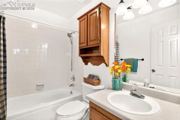 $379,900 | 3427 Trenary Lane, Colorado Springs, CO 80918