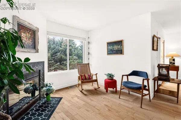 $379,900 | 3427 Trenary Lane, Colorado Springs, CO 80918