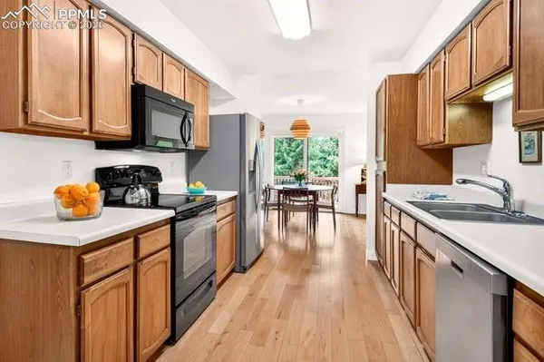 $379,900 | 3427 Trenary Lane, Colorado Springs, CO 80918