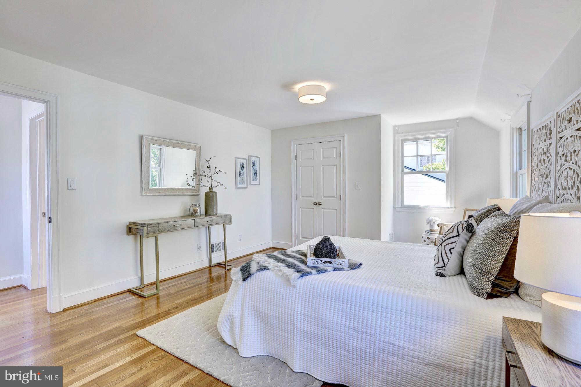 4709 Dover Road Bethesda, MD 20816 - Photo 22 of 36 Gallery Image 22