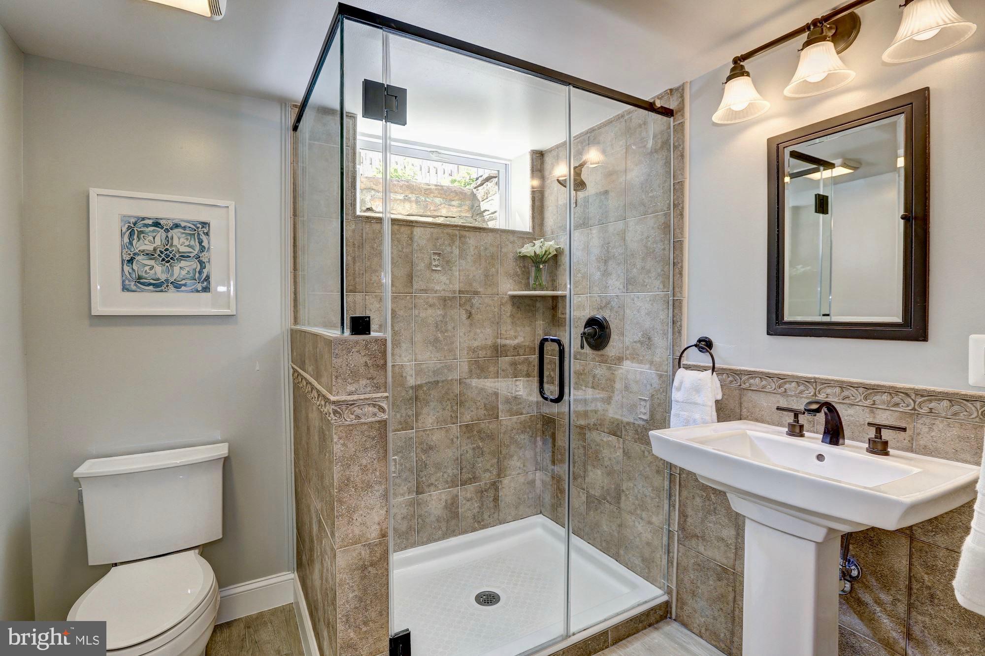 4709 Dover Road Bethesda, MD 20816 - Photo 33 of 36 Gallery Image 33