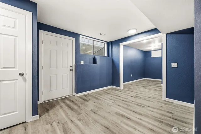 $950,000 | 15931 22nd Avenue Southwest, Burien, WA 98166