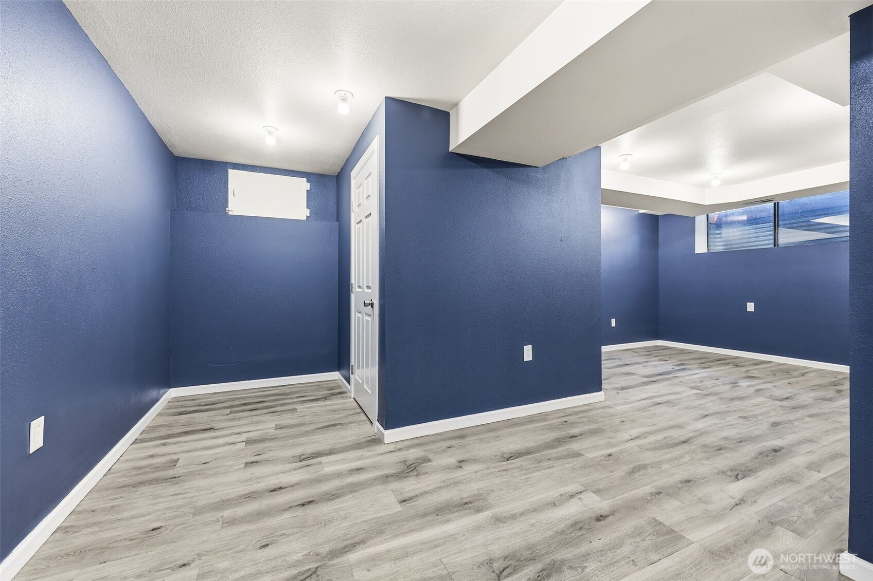 15931 22nd Avenue Southwest Burien, WA 98166 - Photo 27 of 40