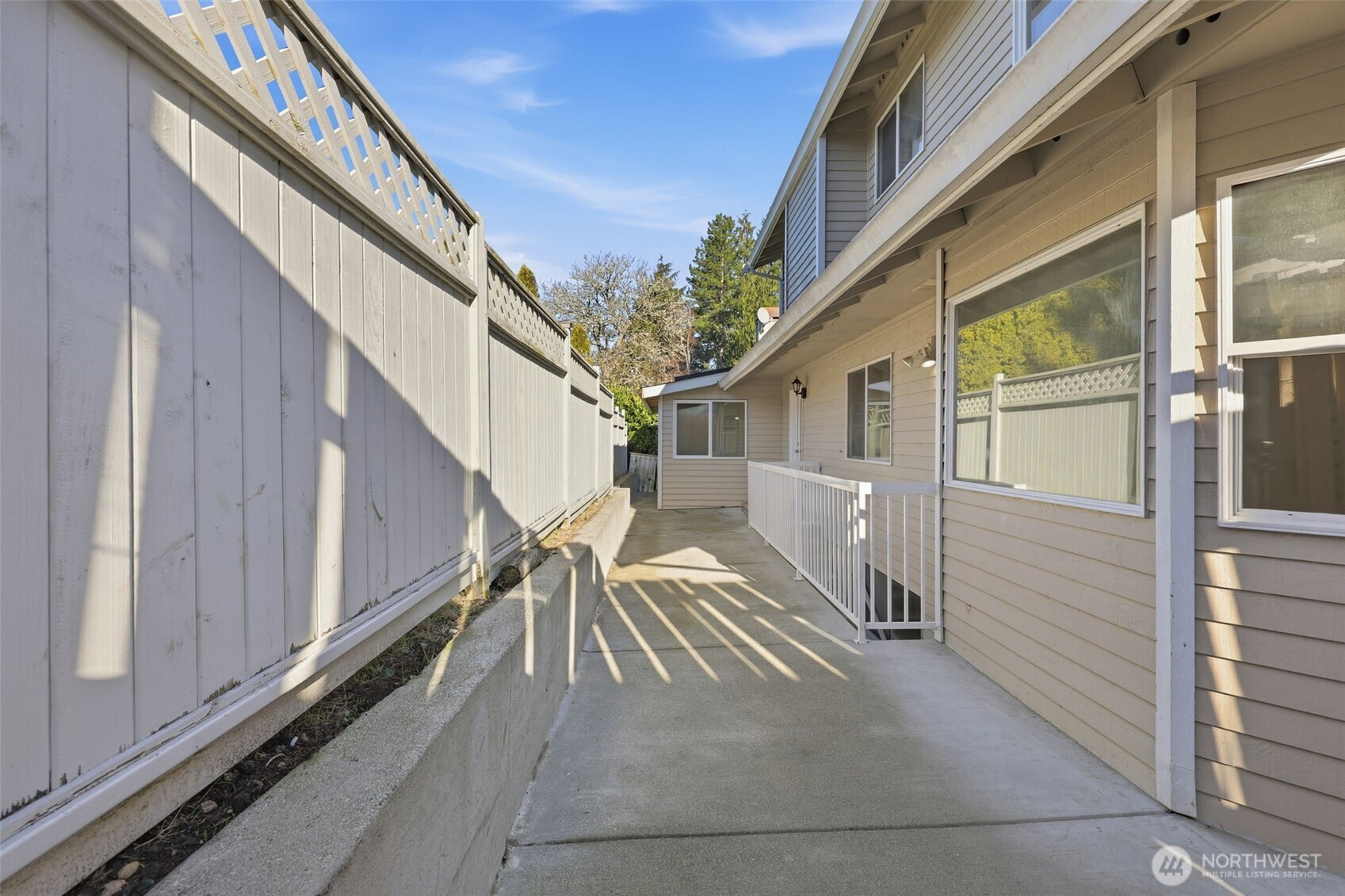 15931 22nd Avenue Southwest Burien, WA 98166 - Photo 31 of 40