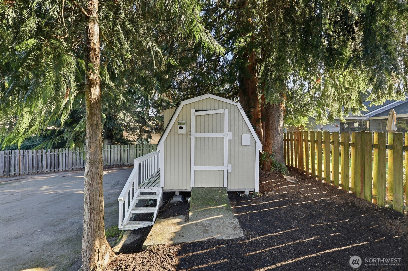 15931 22nd Avenue Southwest Burien, WA 98166 - Photo 33 of 40