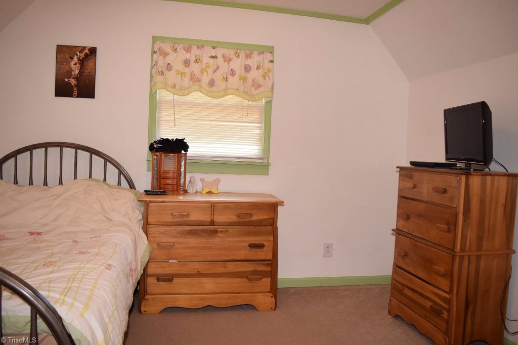 972 Georgia Road Mocksville, NC 27028 - Photo 12 of 28 Gallery Image 12