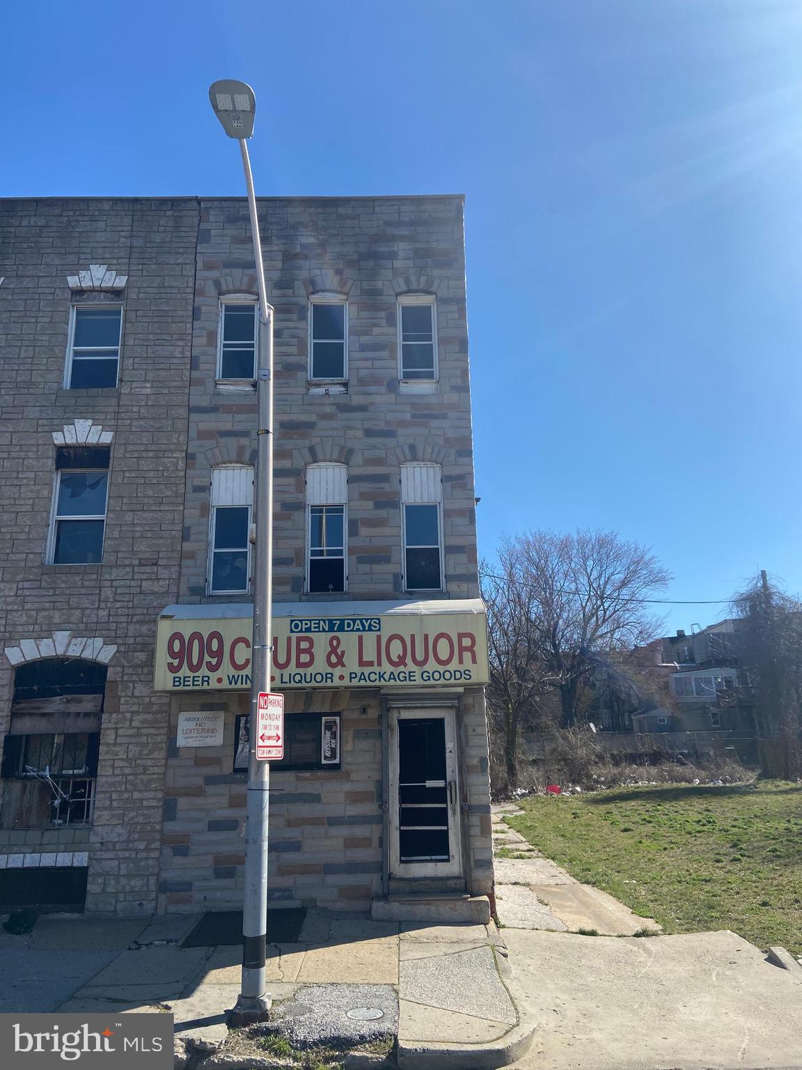 909 North Calhoun Street Baltimore, MD 21217 - Photo 3 of 22