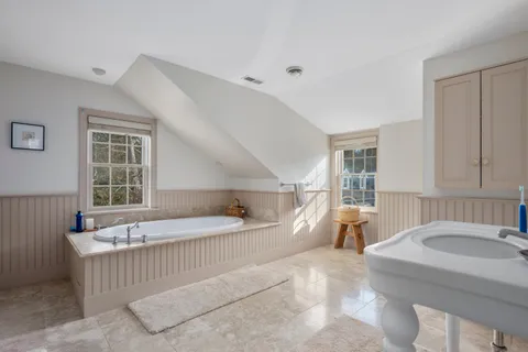 $1,975,000 | 34 Black Duck Lane, Barnstable, MA 02630