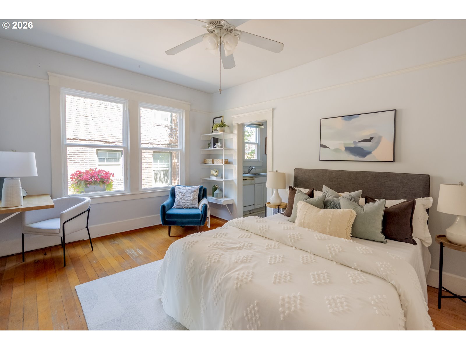 2127 Northwest Irving Street, Unit 105 Portland, OR 97210 - Photo 12 of 32