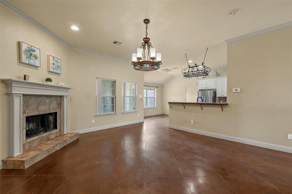 2524 Riders Way Waco, TX 76712 - Photo 4 of 25