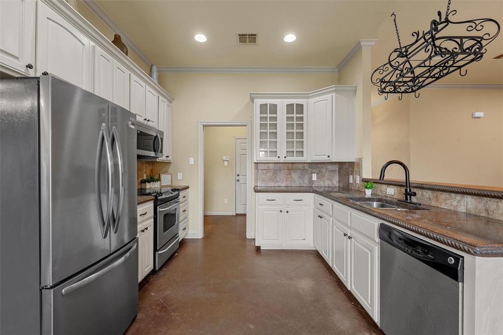 2524 Riders Way Waco, TX 76712 - Photo 7 of 25