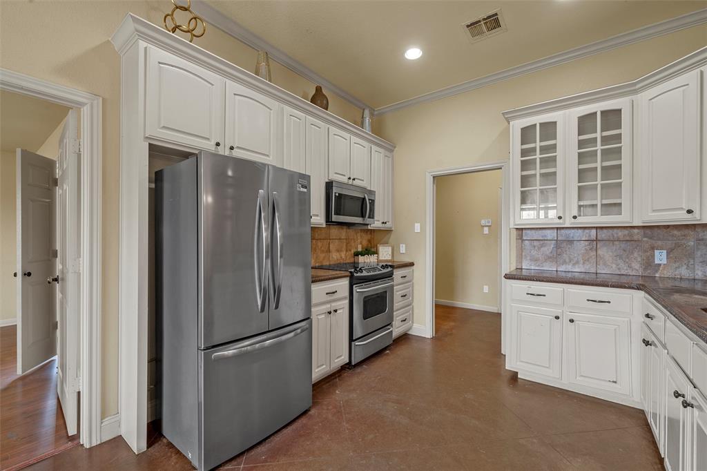 2524 Riders Way Waco, TX 76712 - Photo 8 of 25