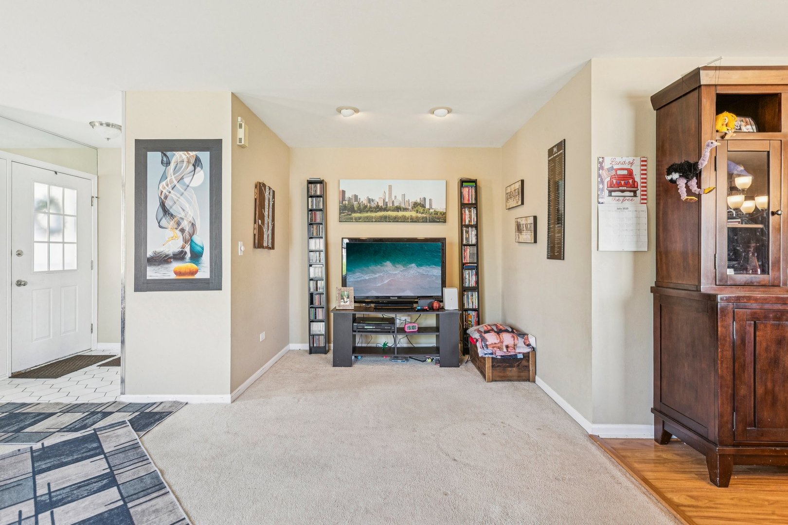 1192 Sumac Trail Hoffman Estates, IL 60192 - Photo 9 of 39 a bedroom with furniture and window