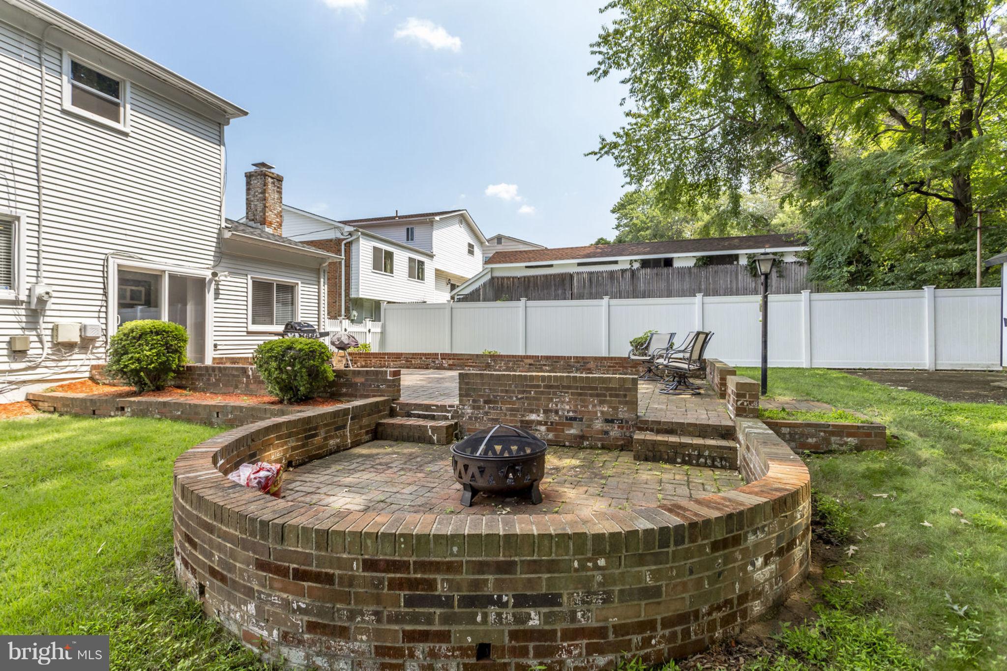 13310 Fort Washington Road Fort Washington, MD 20744 - Photo 27 of 29 Back Patio with Firepit