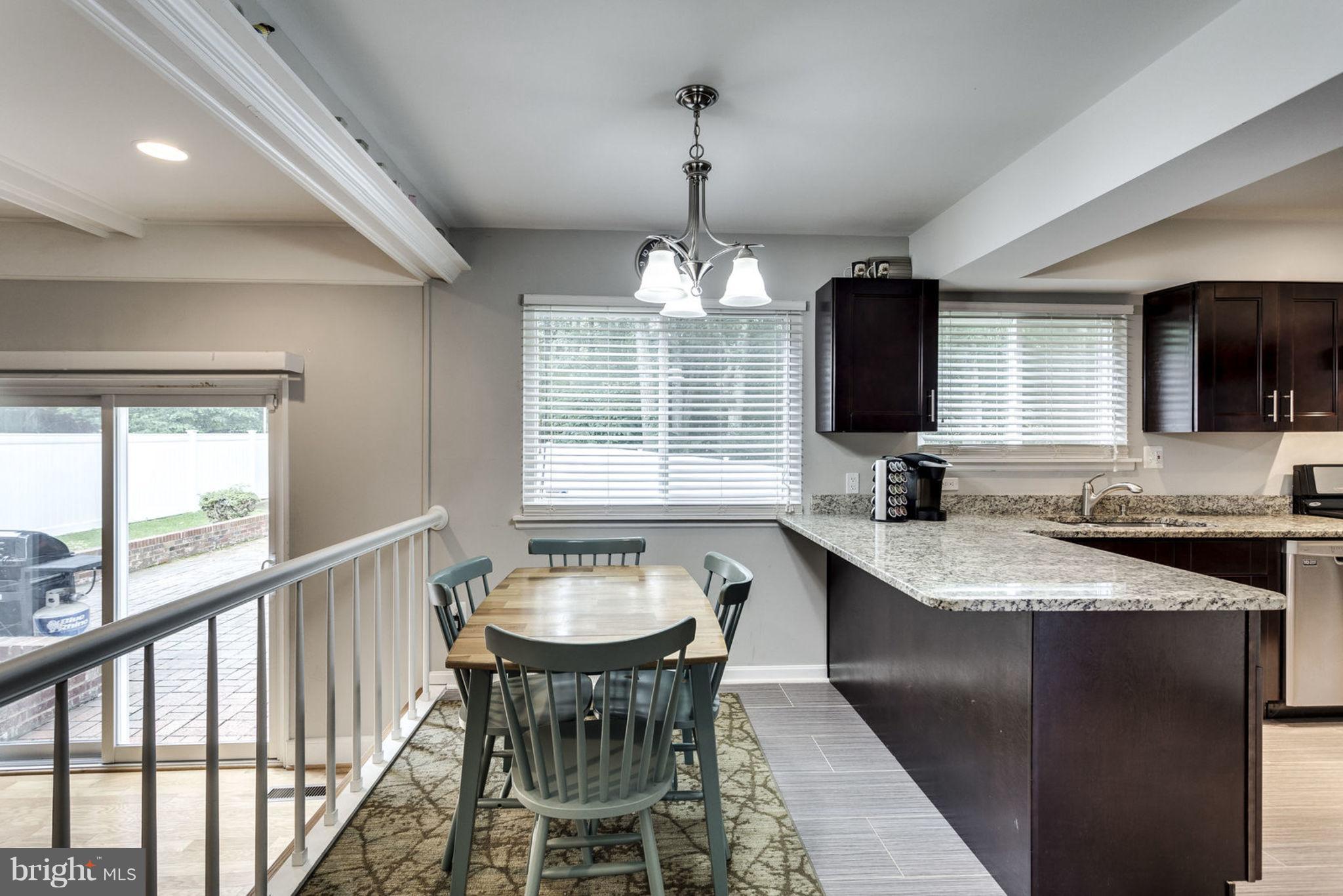 13310 Fort Washington Road Fort Washington, MD 20744 - Photo 10 of 29 Breakfast Area off Kitchen